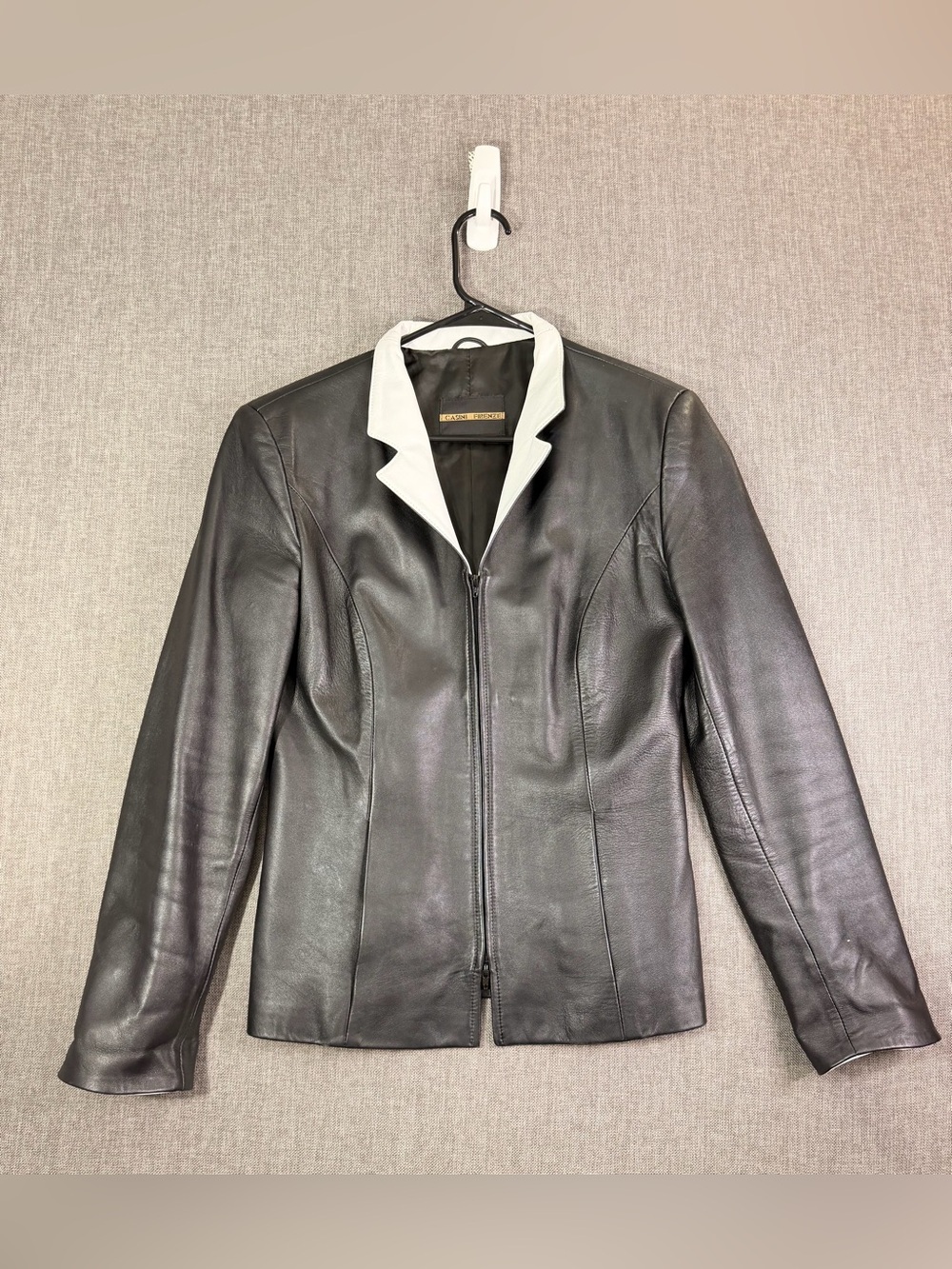 Women's Black Leather Zip Jacket with White Contrast Collar Size Small